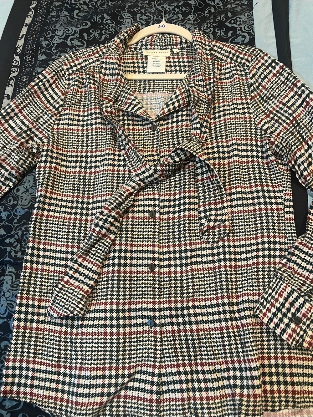 JEFFREY BANKS Womens Plaid Tie-Neck Blouse - Black, Cream & Red